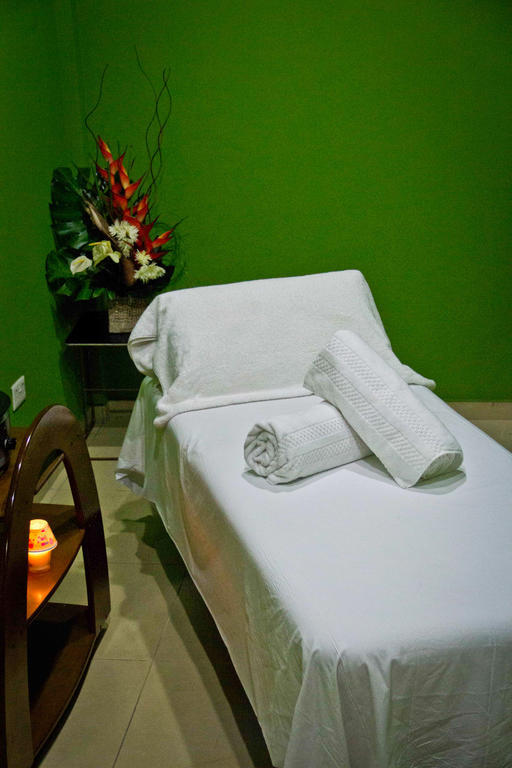 Royal Nick Hotel Lashibi Luaran gambar