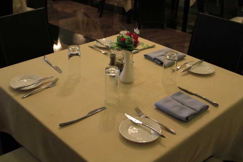 Royal Nick Hotel Lashibi Luaran gambar