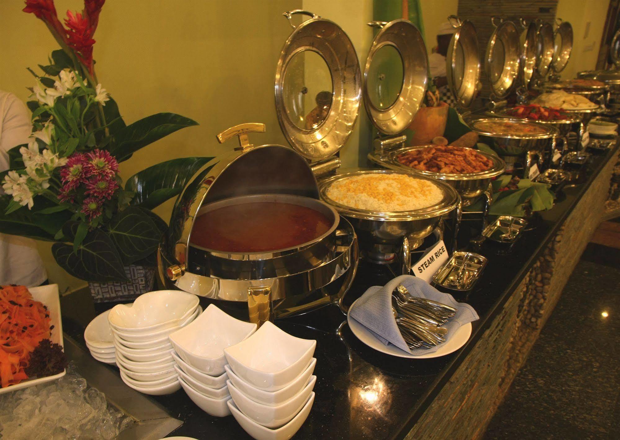 Royal Nick Hotel Lashibi Luaran gambar