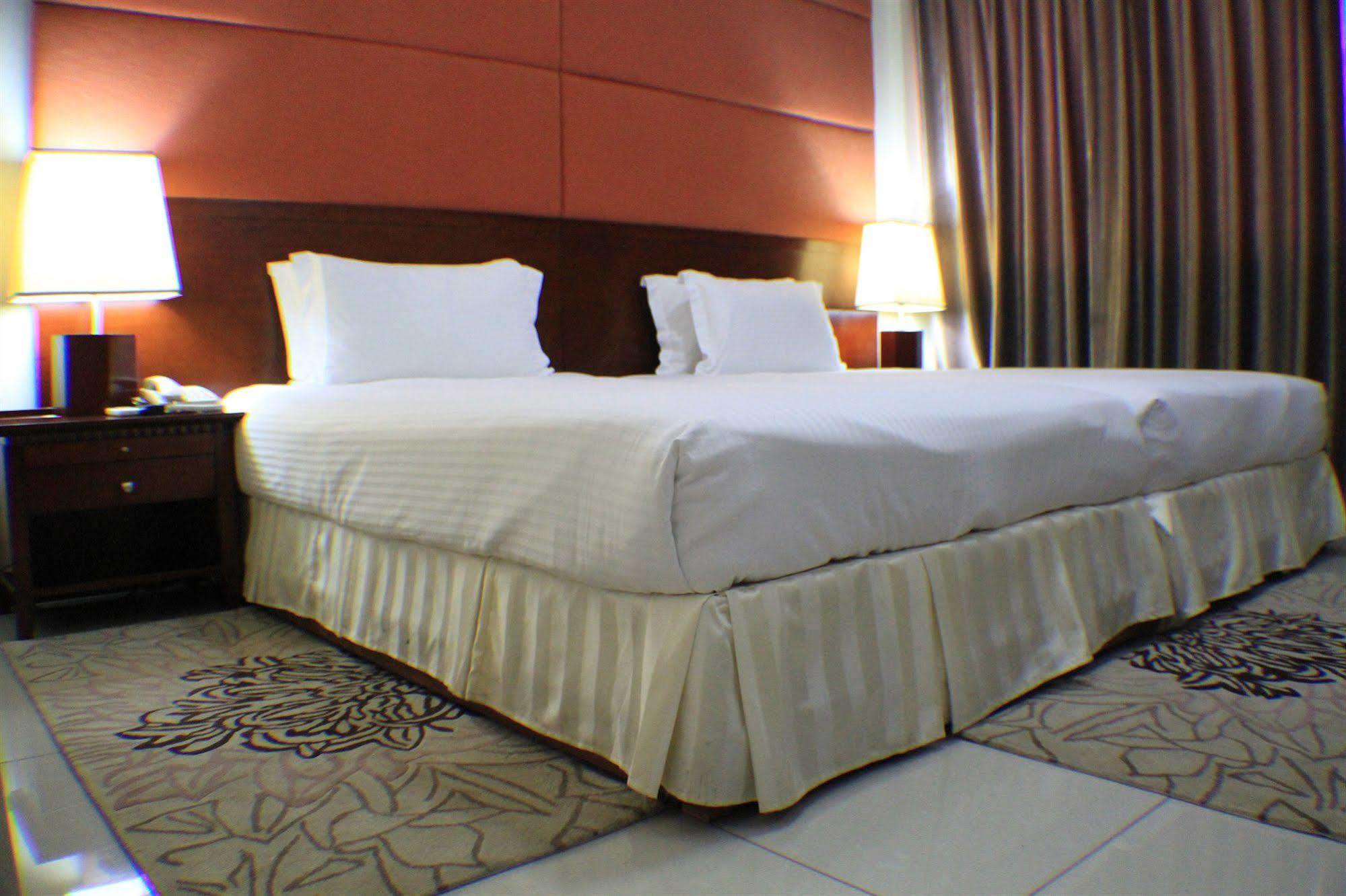 Royal Nick Hotel Lashibi Luaran gambar