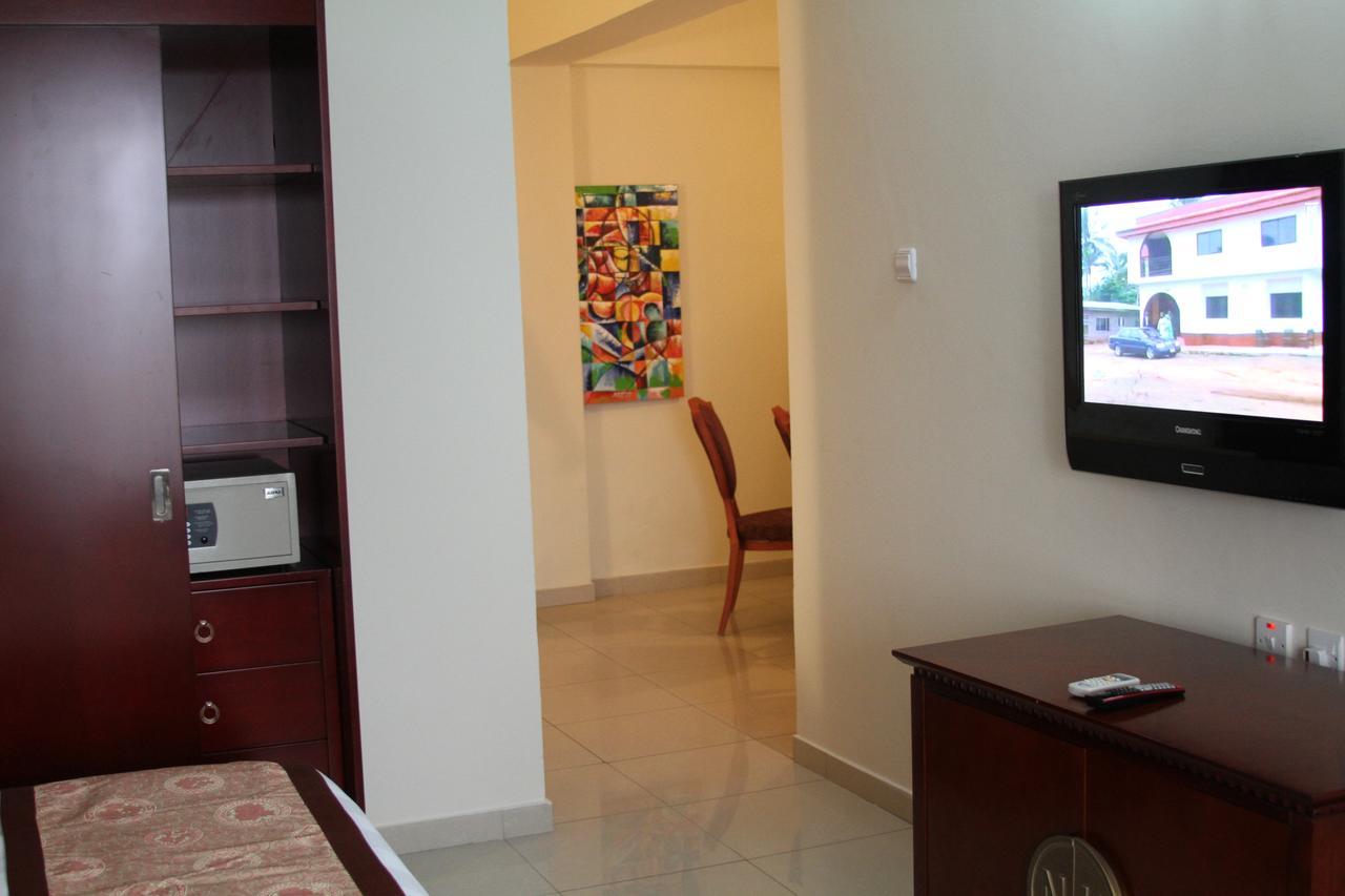 Royal Nick Hotel Lashibi Luaran gambar