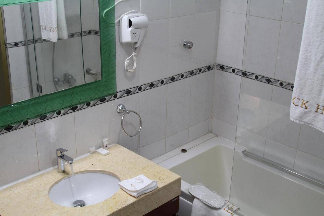 Royal Nick Hotel Lashibi Luaran gambar