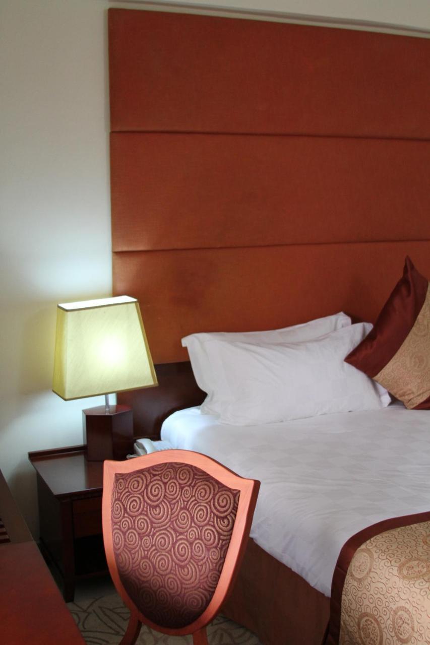 Royal Nick Hotel Lashibi Luaran gambar