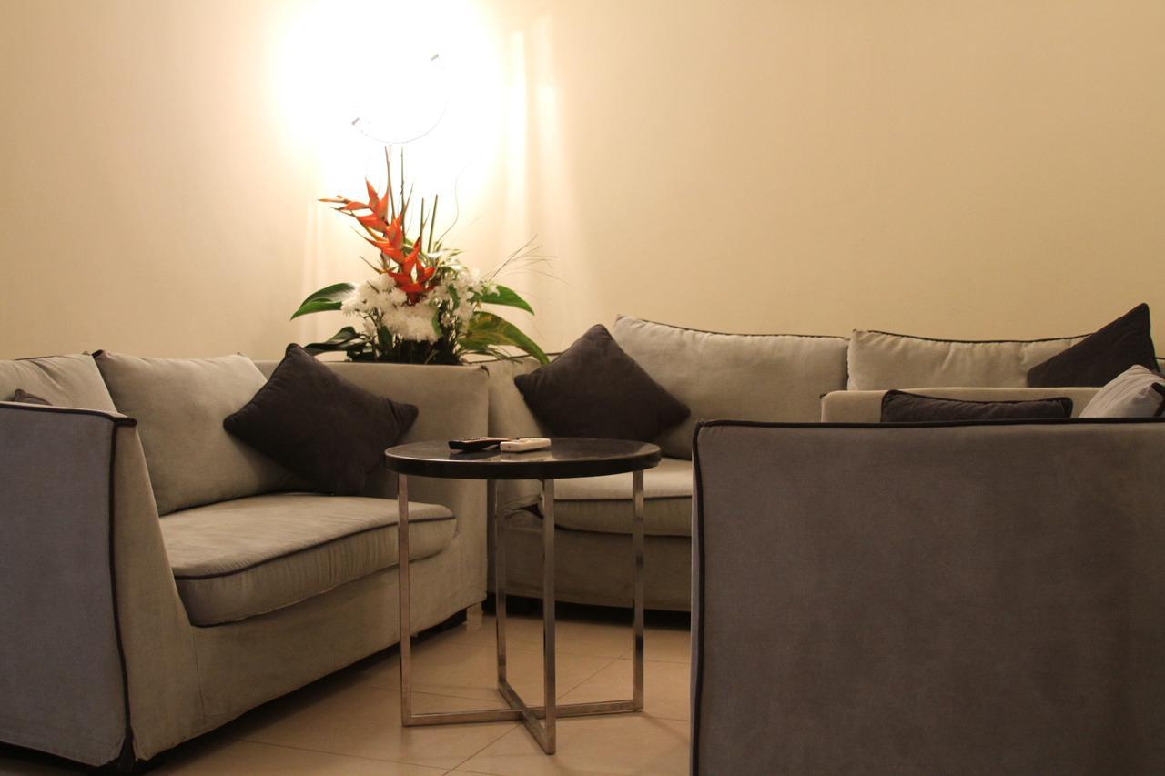 Royal Nick Hotel Lashibi Luaran gambar